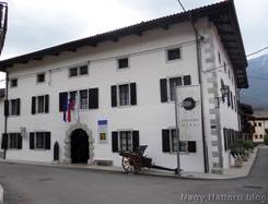 http://m.blog.hu/na/nagyhaboru/image/olvasok/oromkatona/oromkatona_Kobarid_muzeum.jpg